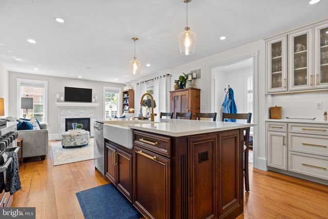 22 E PENN ST, Newtown, PA 18940