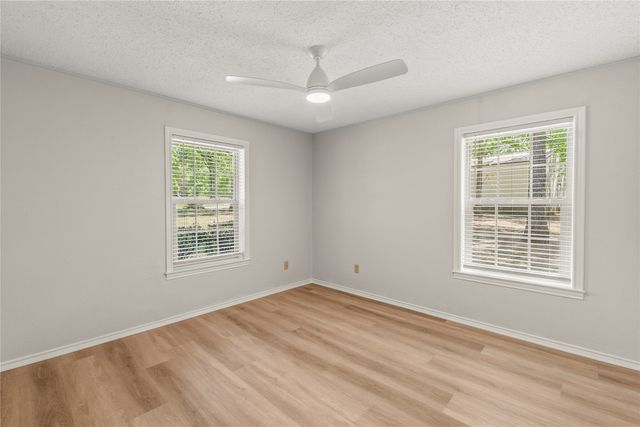 125 Harrell Street, Gun Barrel City, TX 75156