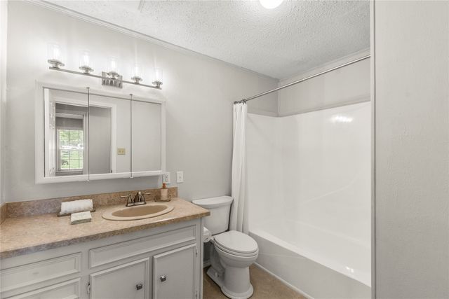 125 Harrell Street, Gun Barrel City, TX 75156