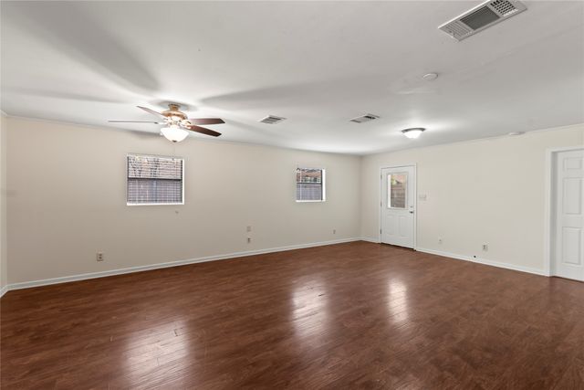 125 Harrell Street, Gun Barrel City, TX 75156