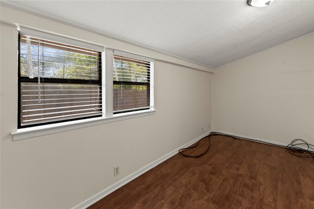 125 Harrell Street, Gun Barrel City, TX 75156