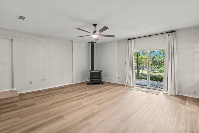 125 Harrell Street, Gun Barrel City, TX 75156