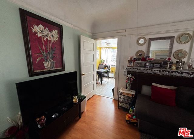 1678 Roosevelt Avenue, Los Angeles, CA 90006