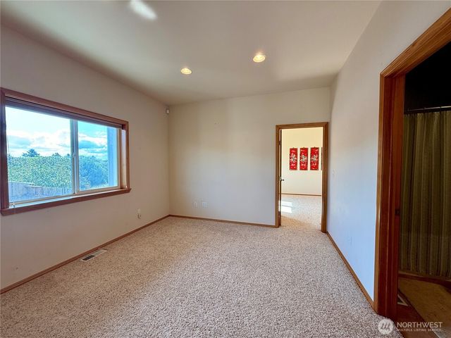 1160 Greenview Avenue SW, Ocean Shores, WA 98569