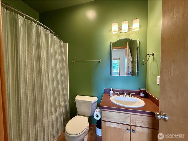 1160 Greenview Avenue SW, Ocean Shores, WA 98569