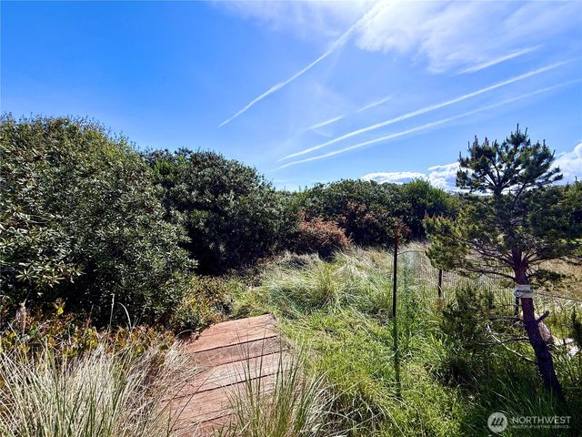 1160 Greenview Avenue SW, Ocean Shores, WA 98569