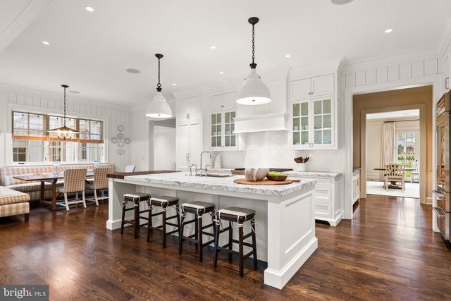1321 DARNALL DR, Mclean, VA 22101