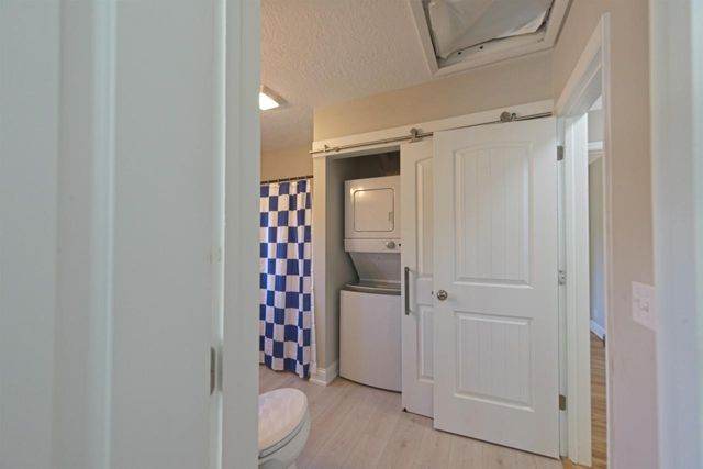 S5667 Old Lake Road, Baraboo, WI 53913