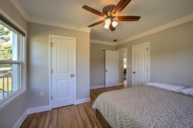 S5667 Old Lake Road, Baraboo, WI 53913