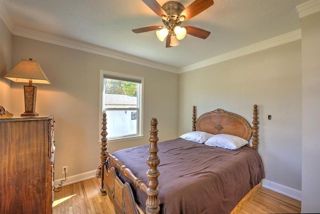 S5667 Old Lake Road, Baraboo, WI 53913