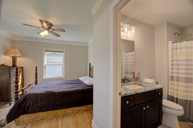 S5667 Old Lake Road, Baraboo, WI 53913