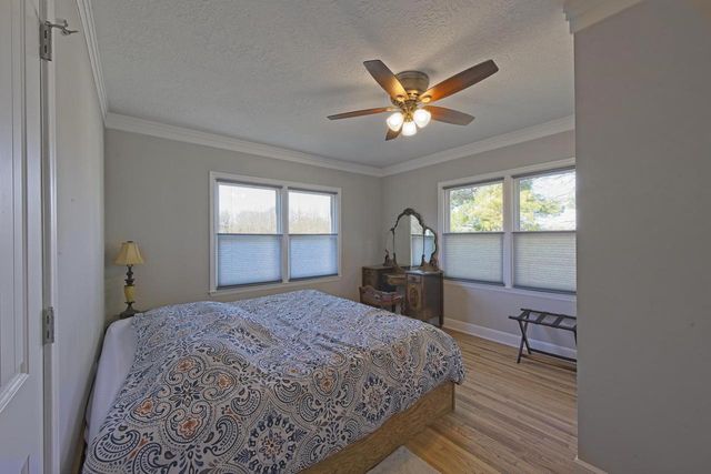 S5667 Old Lake Road, Baraboo, WI 53913