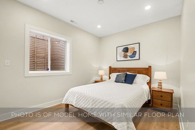 1249 Corby Boulevard B, South Bend, IN 46617