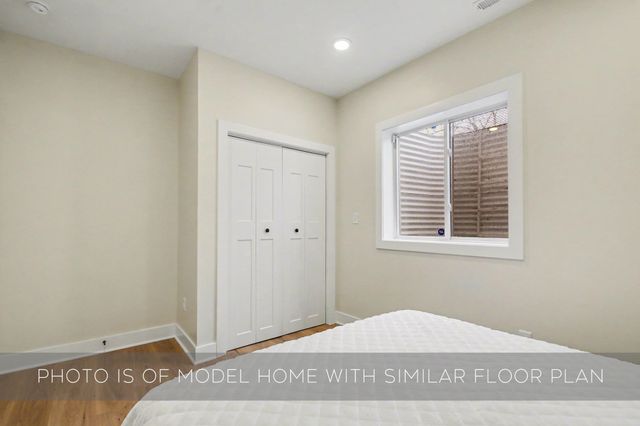1249 Corby Boulevard B, South Bend, IN 46617