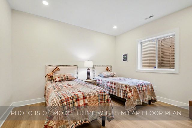 1249 Corby Boulevard B, South Bend, IN 46617