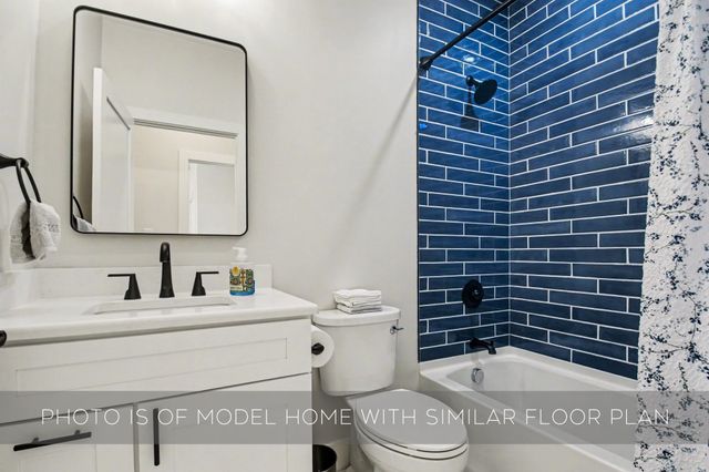 1249 Corby Boulevard B, South Bend, IN 46617
