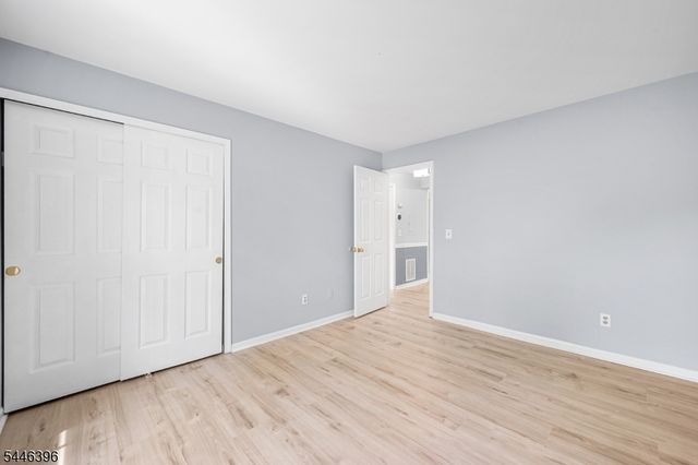150 Jamestown Rd, Bernards Twp., NJ 07920
