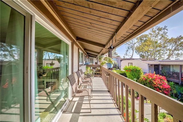 366 S Miraleste Drive 375, San Pedro, CA 90732