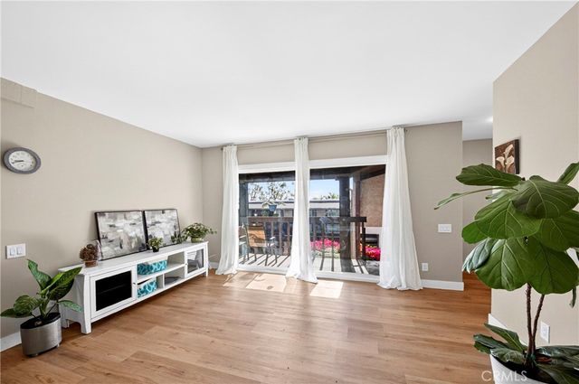 366 S Miraleste Drive 375, San Pedro, CA 90732
