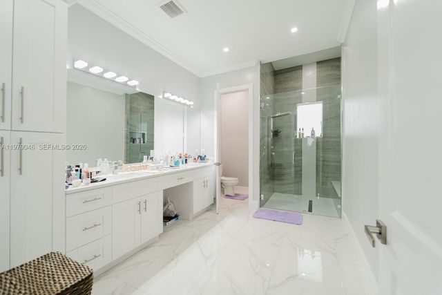 398 35th Ave NW, Naples, FL 34120