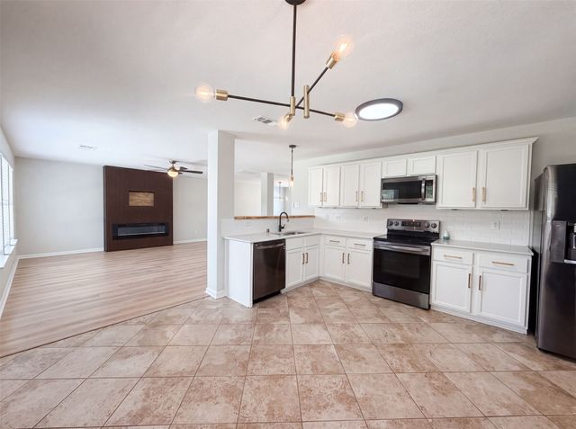 3605 Lazy River Ranch Road, Fort Worth, TX 76262