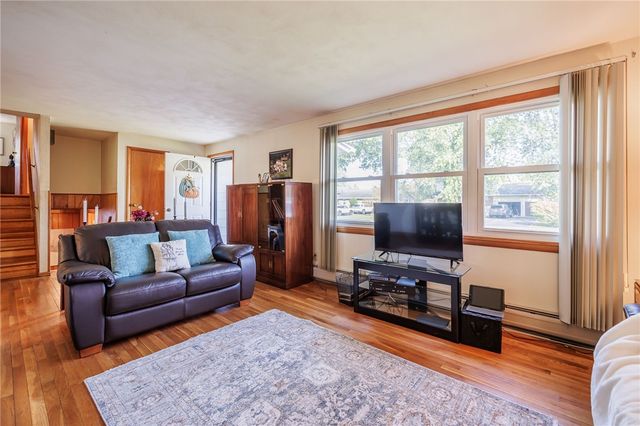 6 Courtney Drive, Seneca Falls, NY 13148