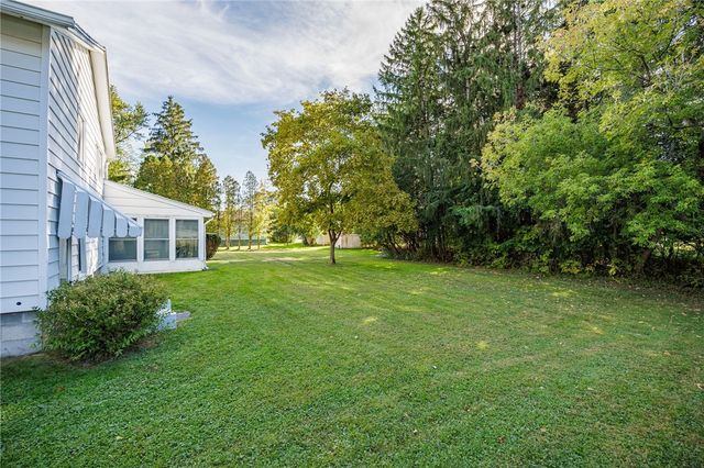 6 Courtney Drive, Seneca Falls, NY 13148