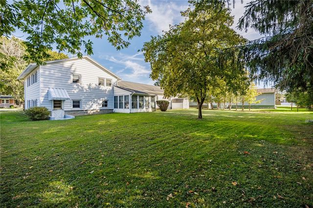 6 Courtney Drive, Seneca Falls, NY 13148