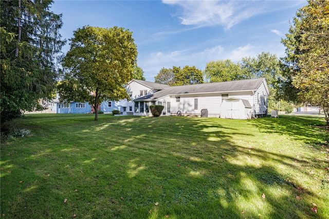 6 Courtney Drive, Seneca Falls, NY 13148