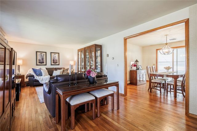 6 Courtney Drive, Seneca Falls, NY 13148