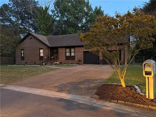 523 Kilby Shores DR, Suffolk, VA 23434
