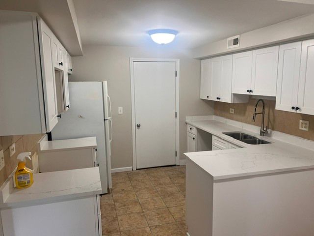 369 Kirkwood Circle, Bolingbrook, IL 60440