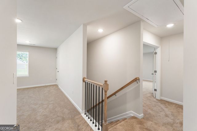 300 Hudson Court, Jackson, GA 30233