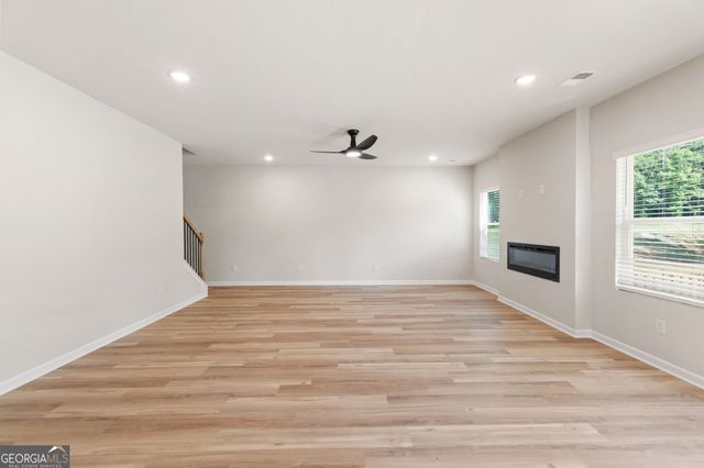 300 Hudson Court, Jackson, GA 30233