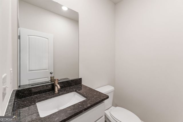 300 Hudson Court, Jackson, GA 30233