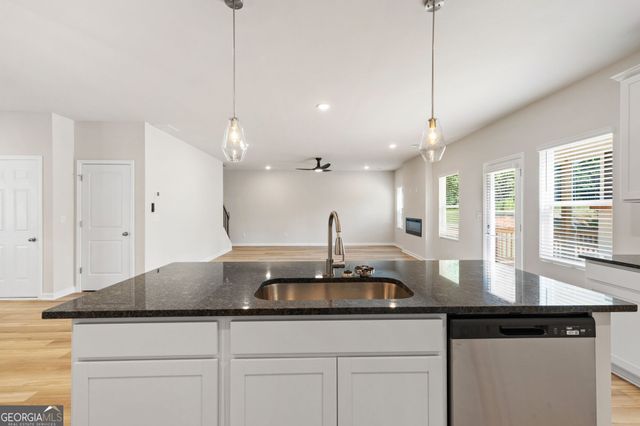 300 Hudson Court, Jackson, GA 30233