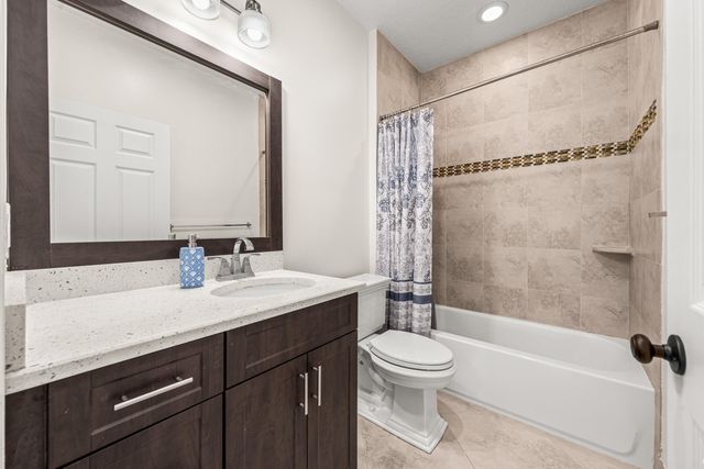 7048 Via Leonardo, Lake Worth, FL 33467