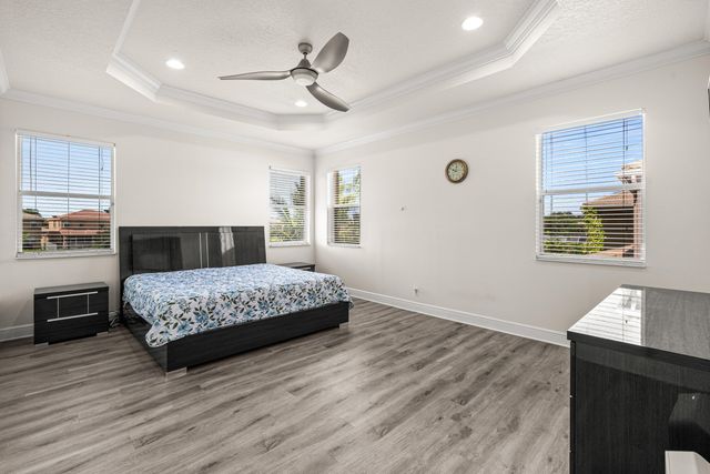 7048 Via Leonardo, Lake Worth, FL 33467
