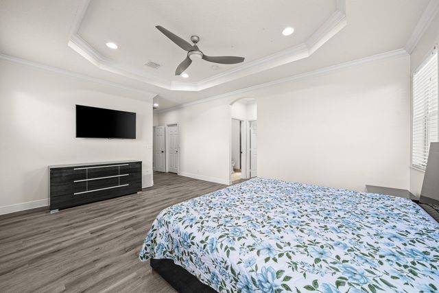 7048 Via Leonardo, Lake Worth, FL 33467