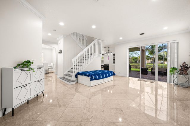 7048 Via Leonardo, Lake Worth, FL 33467