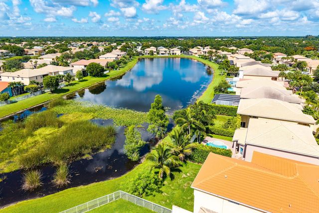 7048 Via Leonardo, Lake Worth, FL 33467