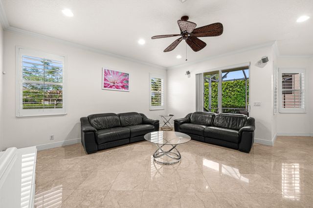 7048 Via Leonardo, Lake Worth, FL 33467