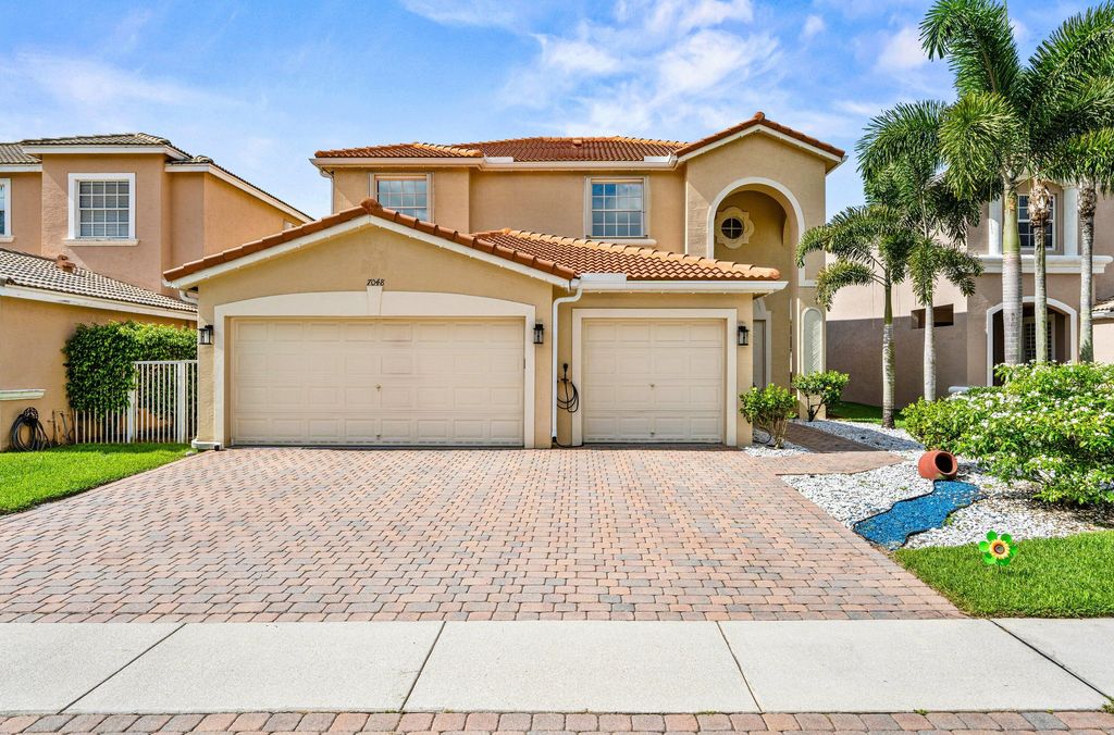 7048 Via Leonardo, Lake Worth, FL 33467