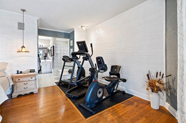 830 PINELLAS BAYWAY S, St Petersburg, FL 33715