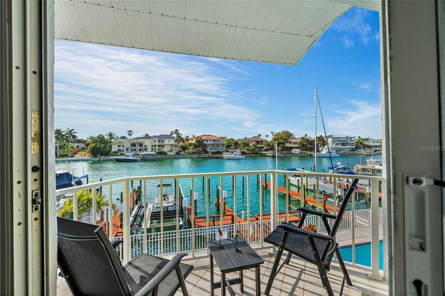 830 PINELLAS BAYWAY S, St Petersburg, FL 33715