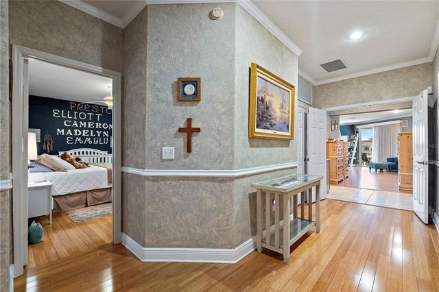 830 PINELLAS BAYWAY S, St Petersburg, FL 33715