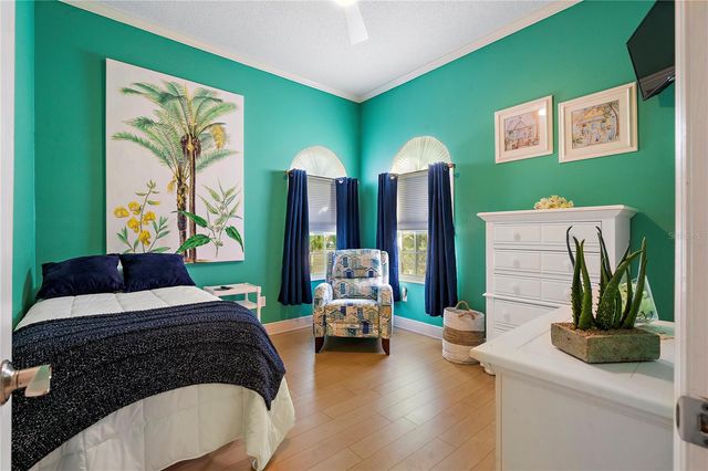 830 PINELLAS BAYWAY S, St Petersburg, FL 33715