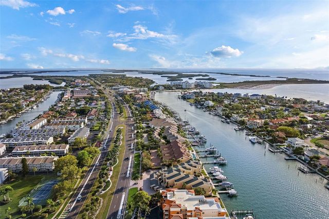830 PINELLAS BAYWAY S, St Petersburg, FL 33715
