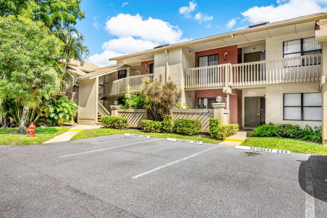 13155 Chadwick Court, Wellington, FL 33414