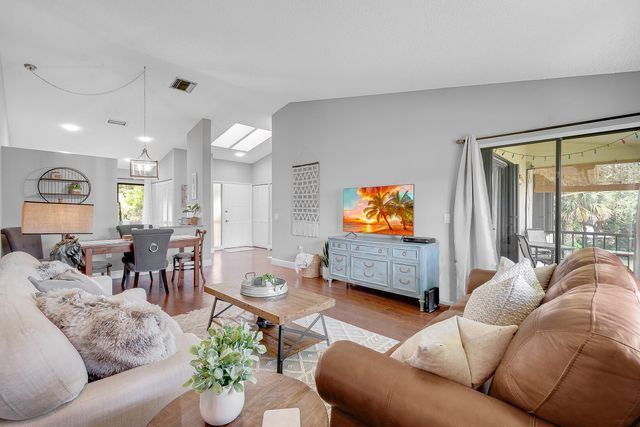 13155 Chadwick Court, Wellington, FL 33414